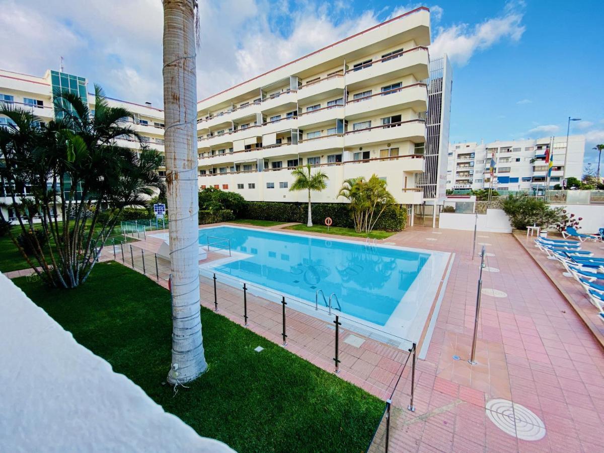 Orange And White Apartment In Yumbo San Bartolomé 外观 照片