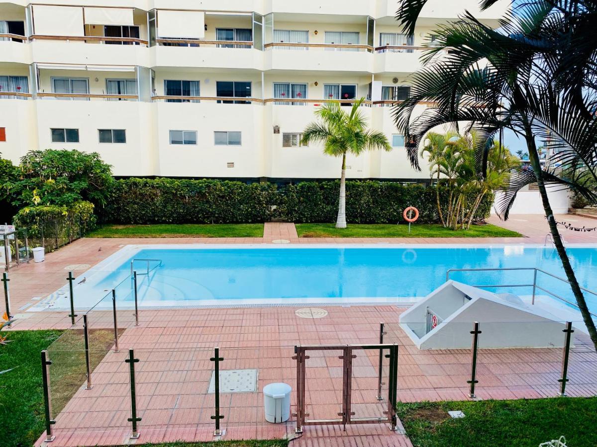 Orange And White Apartment In Yumbo San Bartolomé 外观 照片