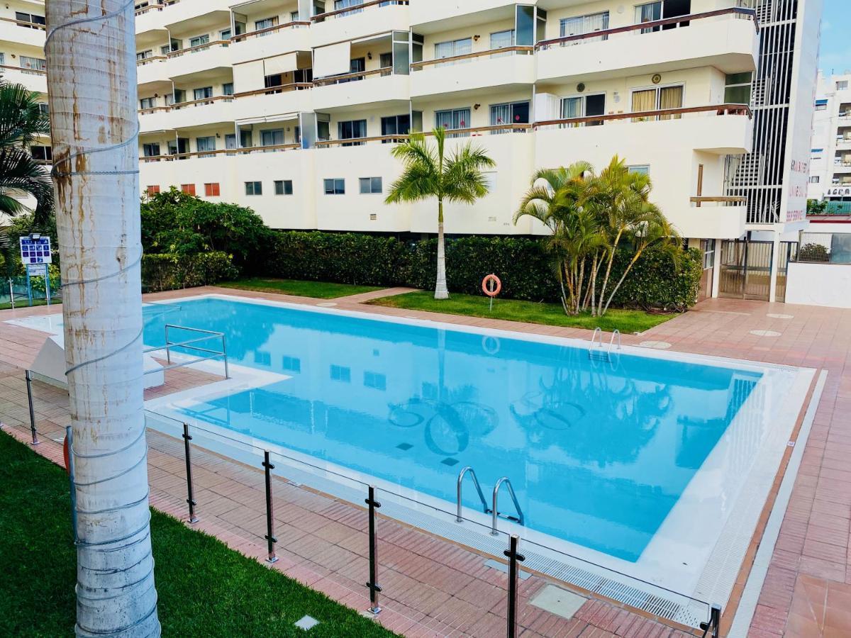 Orange And White Apartment In Yumbo San Bartolomé 外观 照片