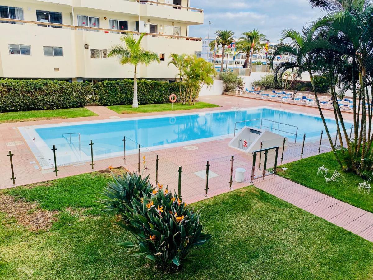 Orange And White Apartment In Yumbo San Bartolomé 外观 照片